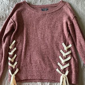 Abercrombie & Fitch sweater
